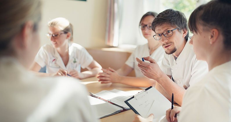 Two intensive weeks: Sebastian Friedrich was part of IPAPÄD, the “Interprofessional Training Ward in Pediatrics” at the University Medical Center Freiburg.