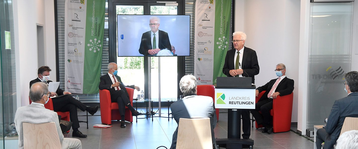 Winfried Kretschmann am Rednerpult