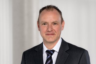 Prof. Steven Johnsen